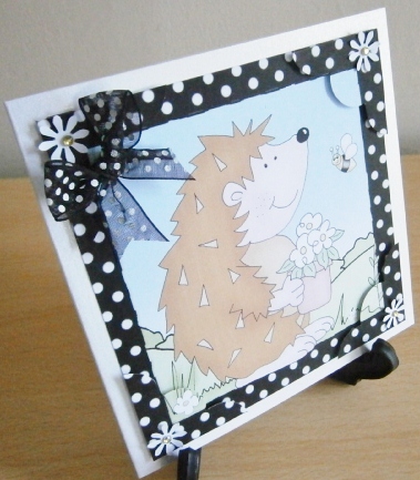 8 x 8 Cute Hedgehog Scalloped Corner Topper by Davina Rundle