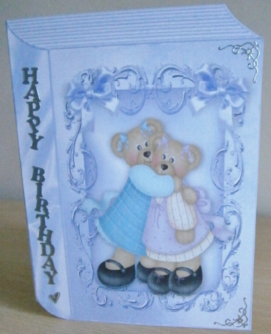 Best of Friends Teddies in Ornate Frame Folded Book by Davina Rundle