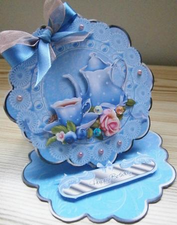 Teatime Blue 2 1n 1 Scalloped Easel Card Kit by Davina Rundle