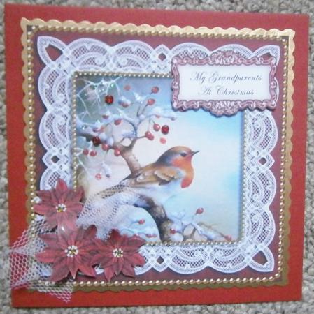 Red Robin Grandparents at Christmas 8in Sentiment Topper by Davina Rundle