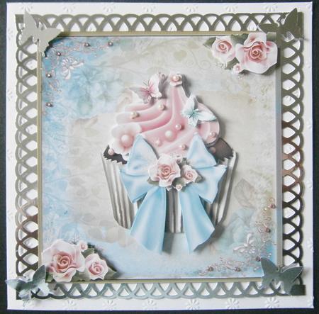 Retro Chic the Cupcake Card Front Kit by Davina Rundle
