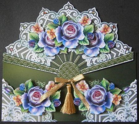 Mini Kit Lace Fan & English Roses by Davina Rundle