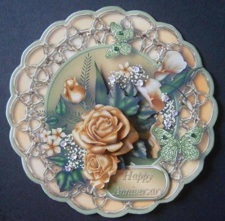 Golden Roses Medallion Card Mini Kit by Davina Rundle