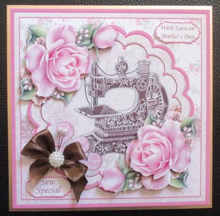 Sew Special Vintage Sewing Machine 8x8 Decoupage Mini Kit by Davina Rundle