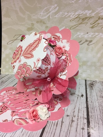 Scalloped and Stitched Hat Easel Card with Mum Sentiment by Debbie Haselden