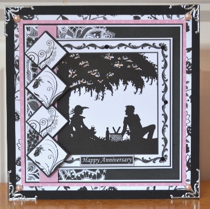 PICNIC SILHOUETTE 7.5 Quick Layers Card & Insert Mini Kit by Debbie Knechtel