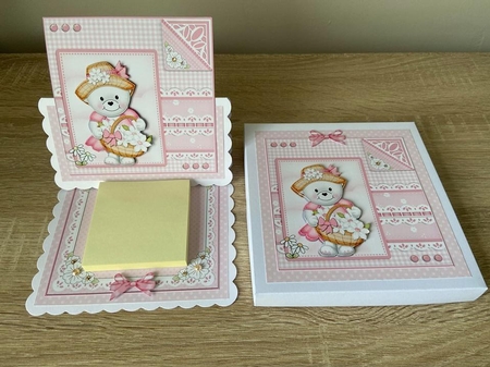 3D Easel Card Mini Kit - Pretty in Pink - Teddy Tess has a Basket of Flowers by Debbie Whyte