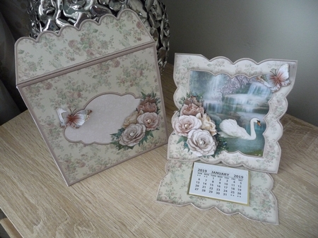 Swan & Roses Easel Card Kit & Decoupage by Debbie Whyte