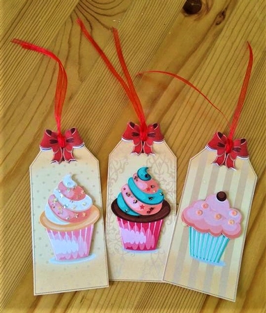 Cupcake Tag Toppers by Debby Bloor