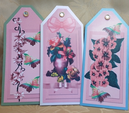 Three Pretty floral peach bookmarks/toppers by Deloraine Neubauer