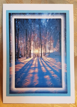 Snow and Sun Toppers and Tags 6 by Deloraine Neubauer