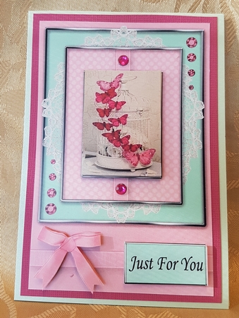 Shabby Chic Quick Card by Deloraine Neubauer