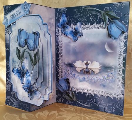 Swan Flutters No Holes Fold Mini Kit by Deloraine Neubauer