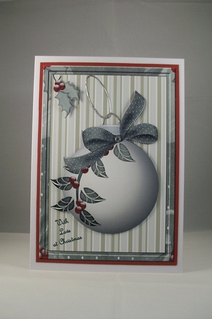 Christmas Bauble Quick Card by Denise Mynard
