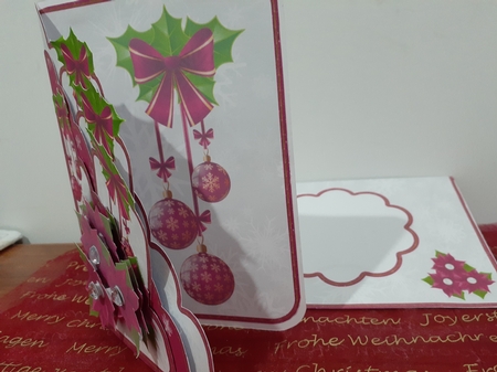 Scalloped Shaped Pocket Card Christmas #2 by Diane Carbis