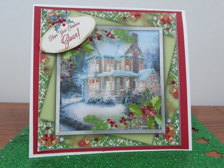 Gorgeous Traditional Christmas by Diane Carbis
