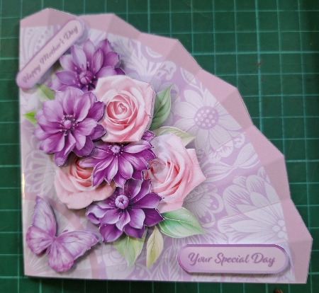 Lilac and Pink Flowers - Fan-Shaped Card Mini Kit by Diane Gray