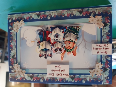 Singing Animals Christmas Decoupage with Multi Sentiments by Diane Gray