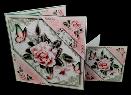 The Vintage Rose by Diane  Hitchcox