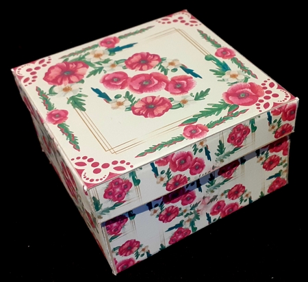 GIFT BOX - POPPIES by Diane  Hitchcox