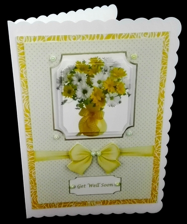 A5 yellow flower vase step by step card front by Diane  Hitchcox