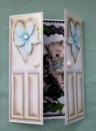 Loveable Kittens, Gatefold by Diane  Vermeer