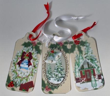 Tags with Christmas Acenes by Diane  Vermeer