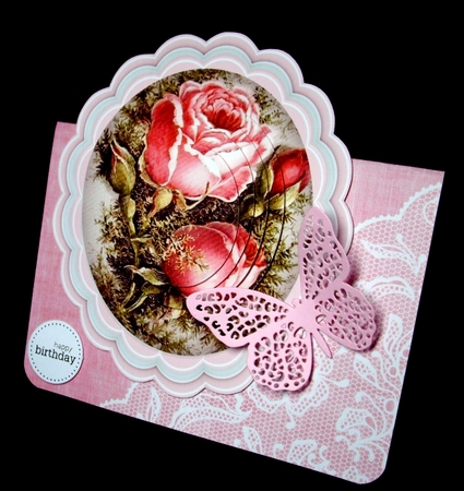 Beautiful Vintage Roses on a Scalloped Topper ( Pyramid) by Dianne Jackson