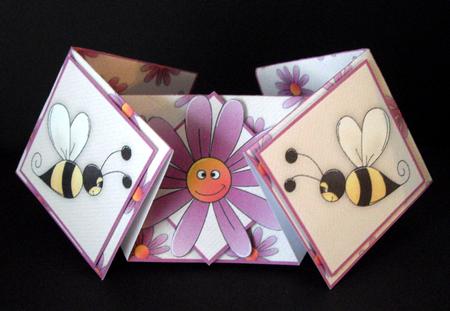 Dozy Daisy's in the Pink Double Diamond Fold Card by Dianne Jackson
