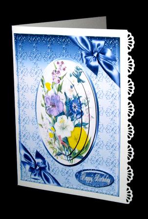 Oval Flowers and Bows by Dianne Jackson