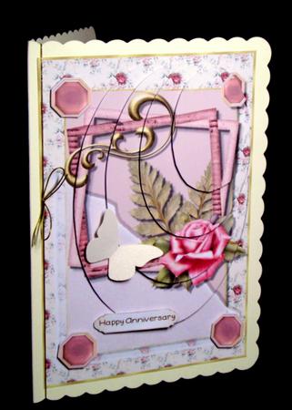 Heart Strings Off-center Pyramid Mini Kit by Dianne Jackson