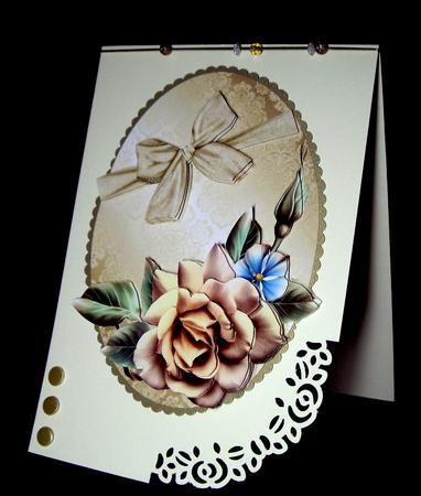Beautiful Champagne Colour Rose Topper by Dianne Jackson