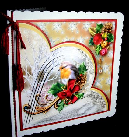 Christmas Robin Teardrop Pyramid Card Mini Kit by Dianne Jackson