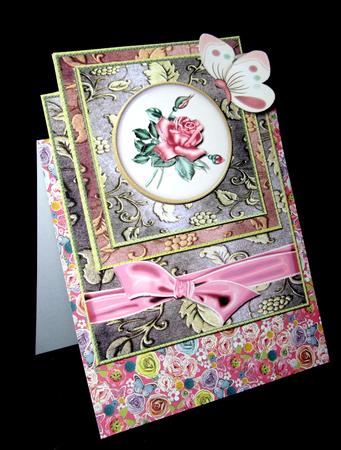Over the Edge Roses Cameo Topper by Dianne Jackson
