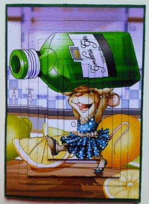 Mrs Gin Mouse Pyramid by Donna Ritchie