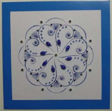 ED199 Christmas mandala by Donna Ritchie