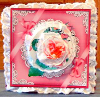 Rose and Lace Circle Pyramage Topper by Dorothy Manchester