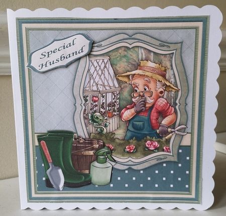 MALE GARDENER GARDENING SURPRISE 8x8 Decoupage Insert & Ages Mini Kit by Dorothy Wreford