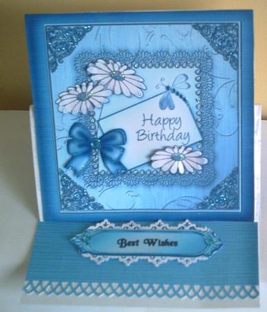 Daisies on Metallic Lace Cut and Fold Card by Dorothy Wreford