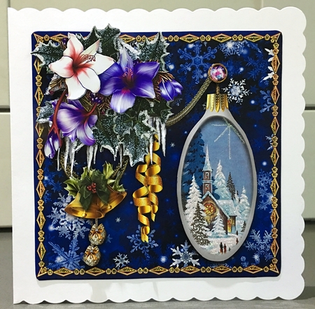 Victorian Bauble m by Elaine Harmer