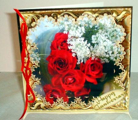 Red Roses Pyramid Card 7 by Elaine HIndson