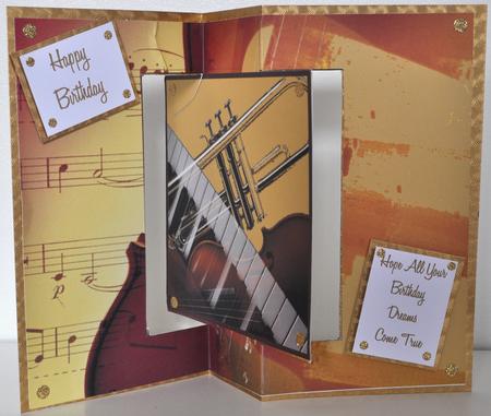 Musical Swing Card by Elaine Thompson