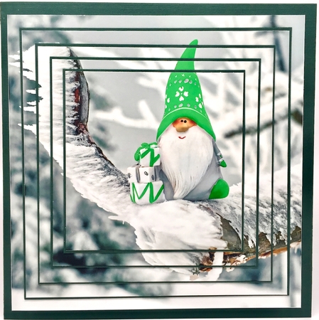 Yule Tide Magic - Delivering Presents - Pyrimage/pyramid Easy Cut Fast kit + Insert & Gift Tag by Elena Pavlova