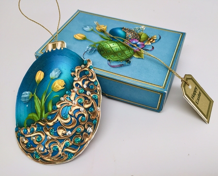 3D Easter Pyramid Egg Card And Gift Box 3 by Elena Pavlova