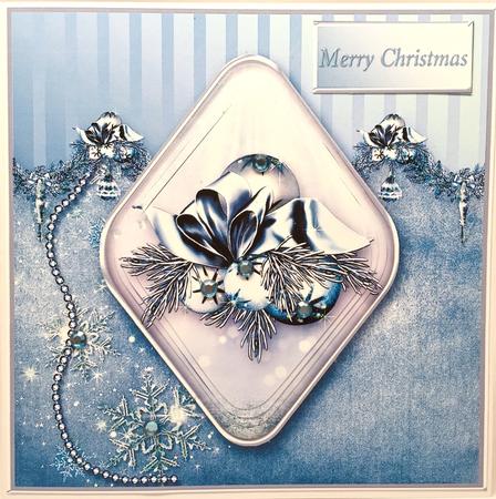 Snowflake Glitter - Diamond Pyramid Card Mini Kit by Elena Pavlova