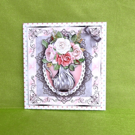 cute birthday card with flowers by Elisabeth Le Clainche