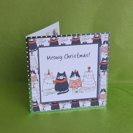 Meowy Christmas - Festive Cats by Elisabeth Le Clainche