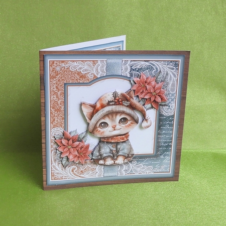 Christmas Kitten  by Elisabeth Le Clainche