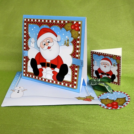 3D Animated Christmas Moveable Wobble Head Card - Santa is Snowballing by Elisabeth Le Clainche