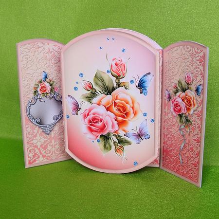 Pretty Roses Pop-out Mini Kit by Elisabeth Le Clainche